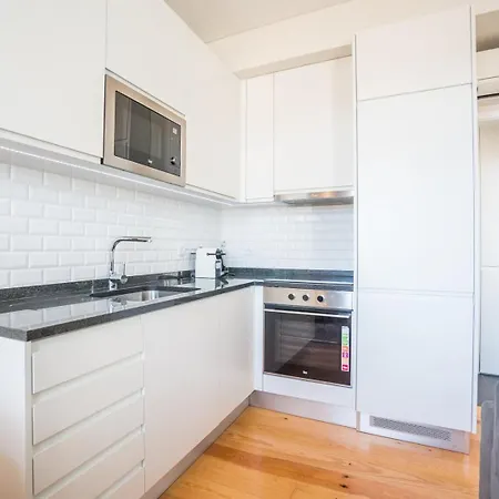 Апартаменти Guestready - Chic And Vibrant Near Anjos Лісабон
