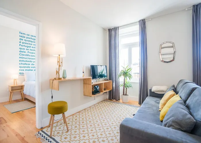 Διαμέρισμα Guestready - Chic And Vibrant Near Anjos