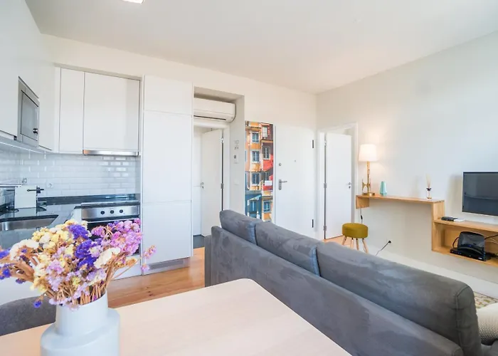 Guestready - Chic And Vibrant Near Anjos Apartment Lisbon
